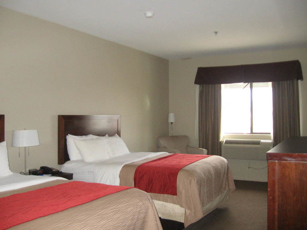 Hotel Baymont By Wyndham Columbus Exterior foto